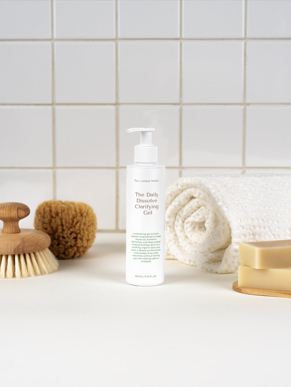 The Daily Dissolve Clarifying Gel