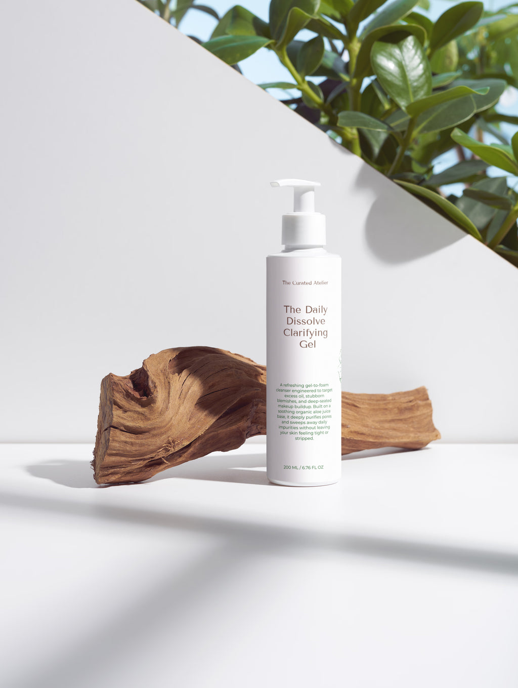 The Daily Dissolve Clarifying Gel